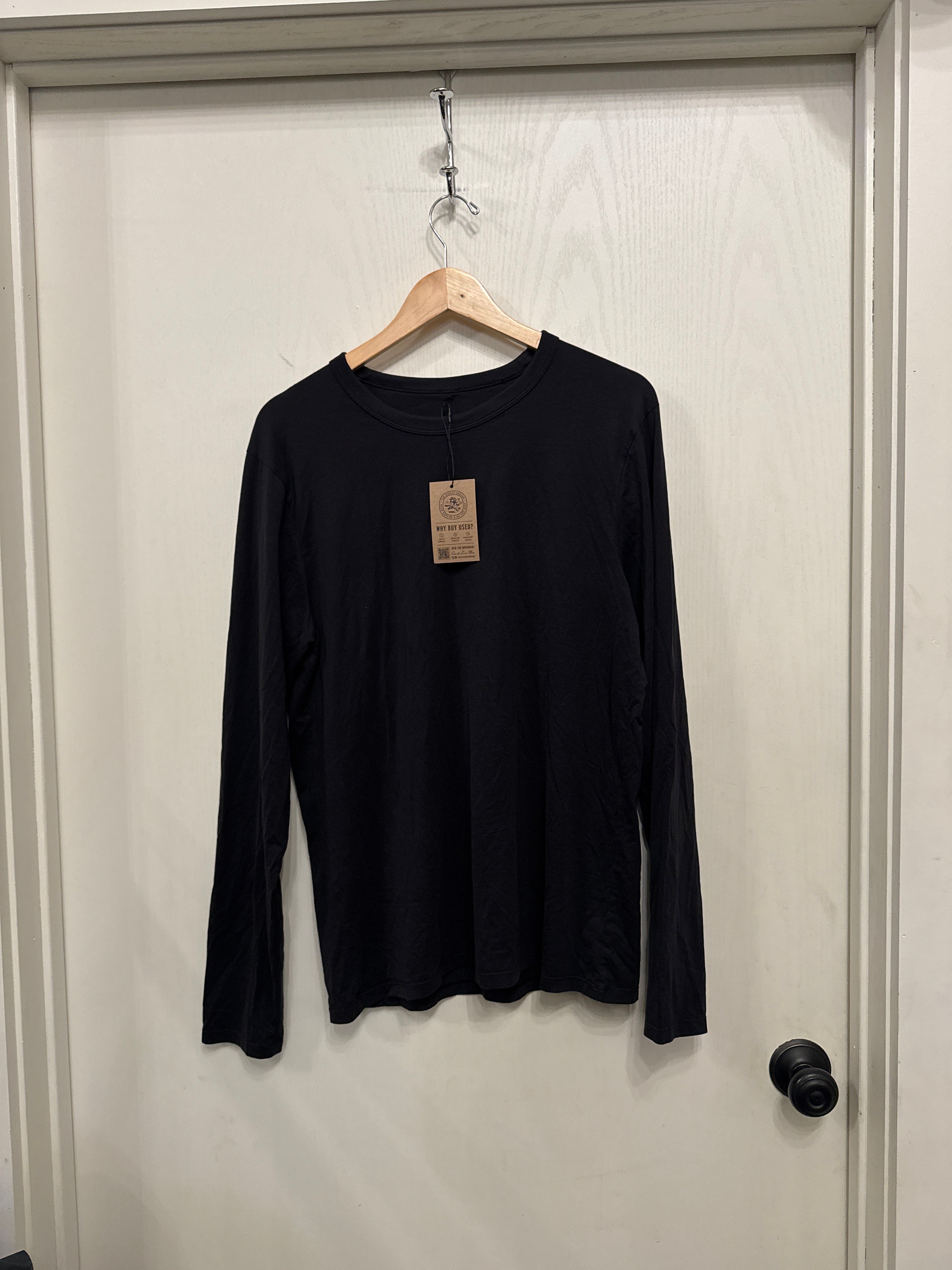 Men’s Lululemon Fundamental Long-Sleeve Shirt (Black)