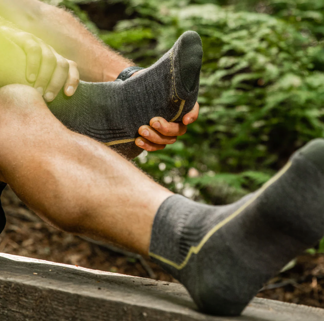 Men's | Hiker Quarter Midweight Hiking Sock
