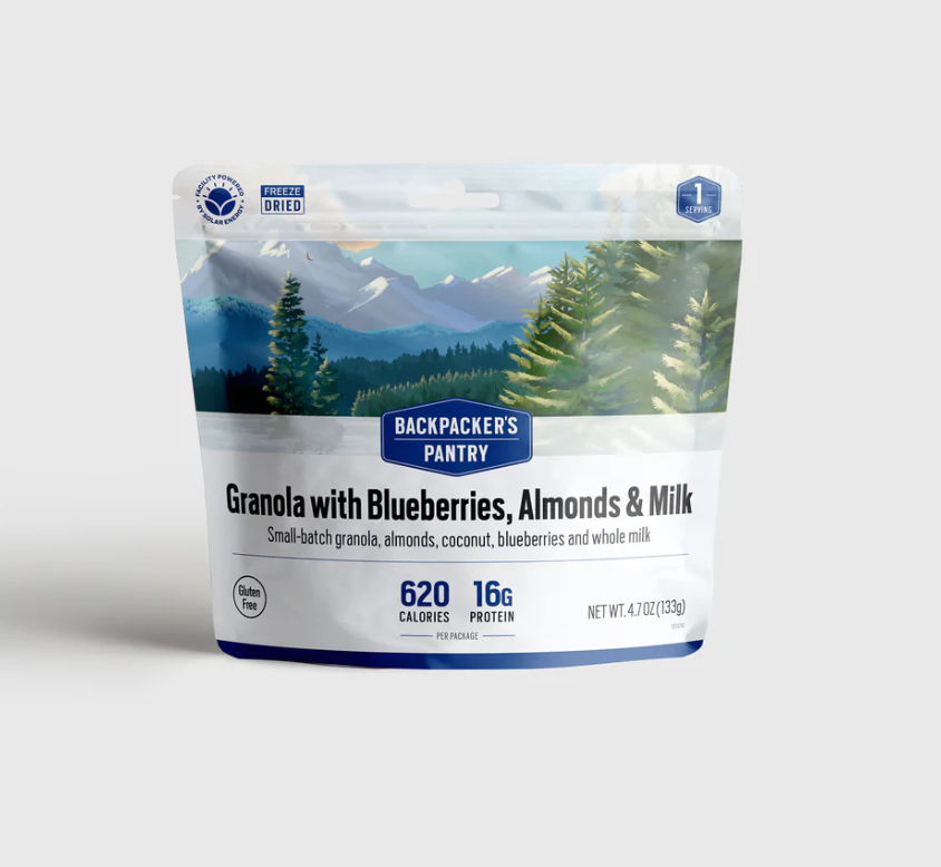 Granola w/ Blueberries, Almonds & Milk