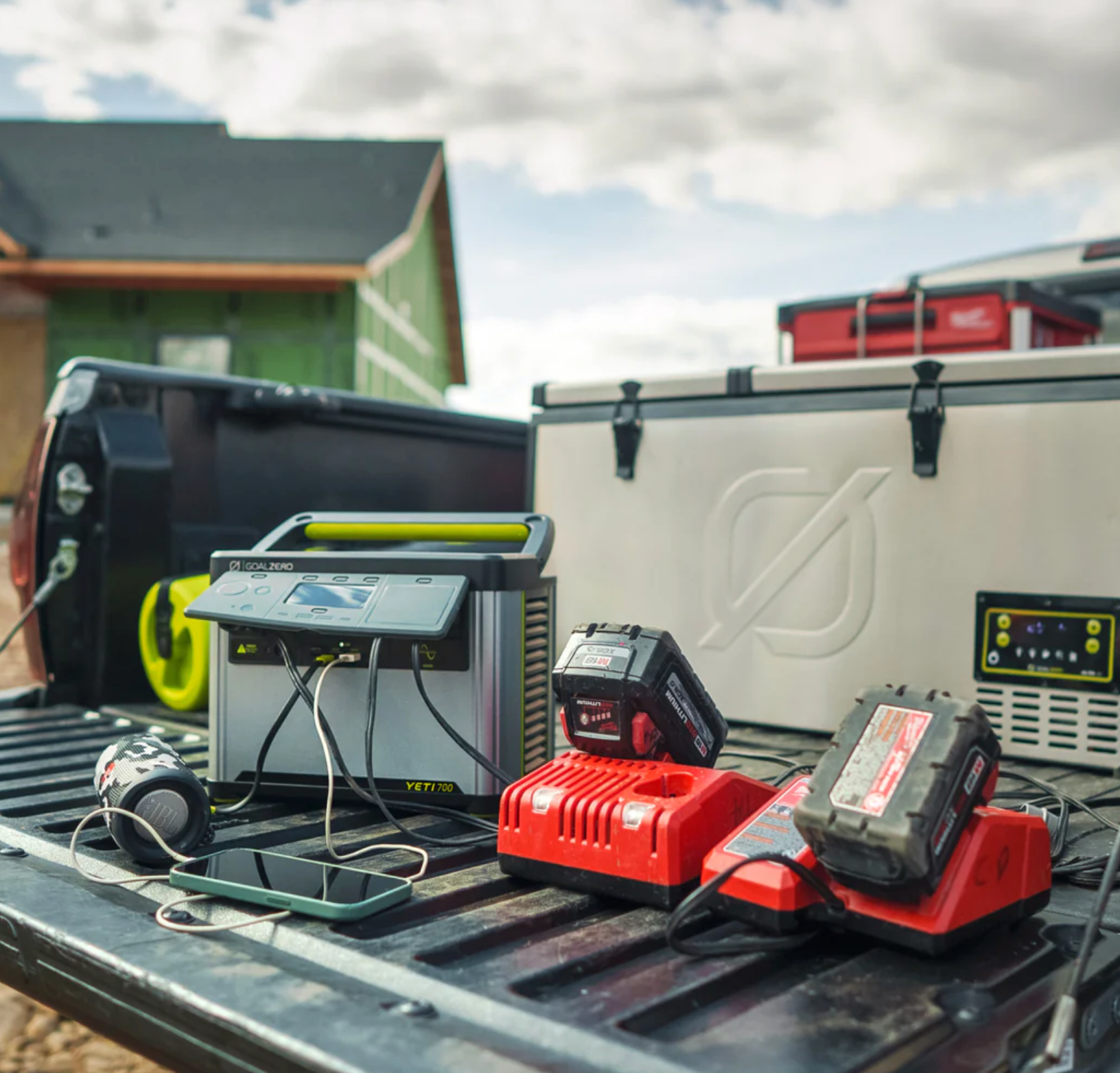 Yeti 700 | Portable Power Station